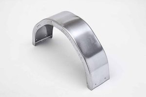 Fender 183x740mm kastes piekabei