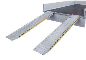 Iekraušanas sliedes DROP piekabēm, 2500x346 mm, kravnesība 2560–3500 kg (atkarībā no attāluma starp asīm: 1 m – 2560 kg; 2m – 3500 kg), 2 gab./komplektā.
