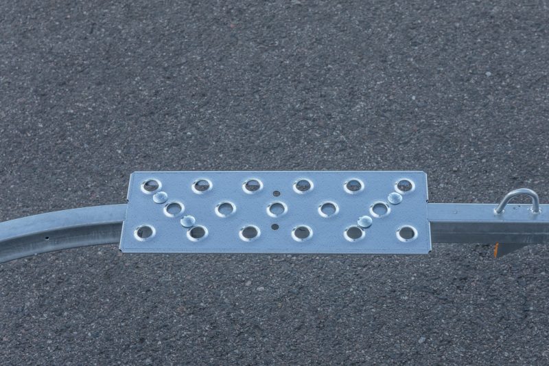 614030
